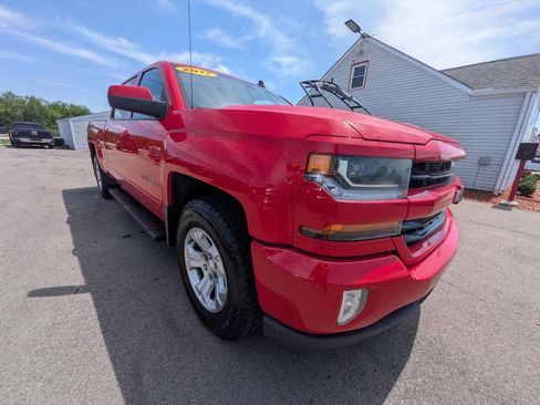 Used 2017 Chevrolet Silverado 1500 LT w/ True North Edition AWD/4WD image 7