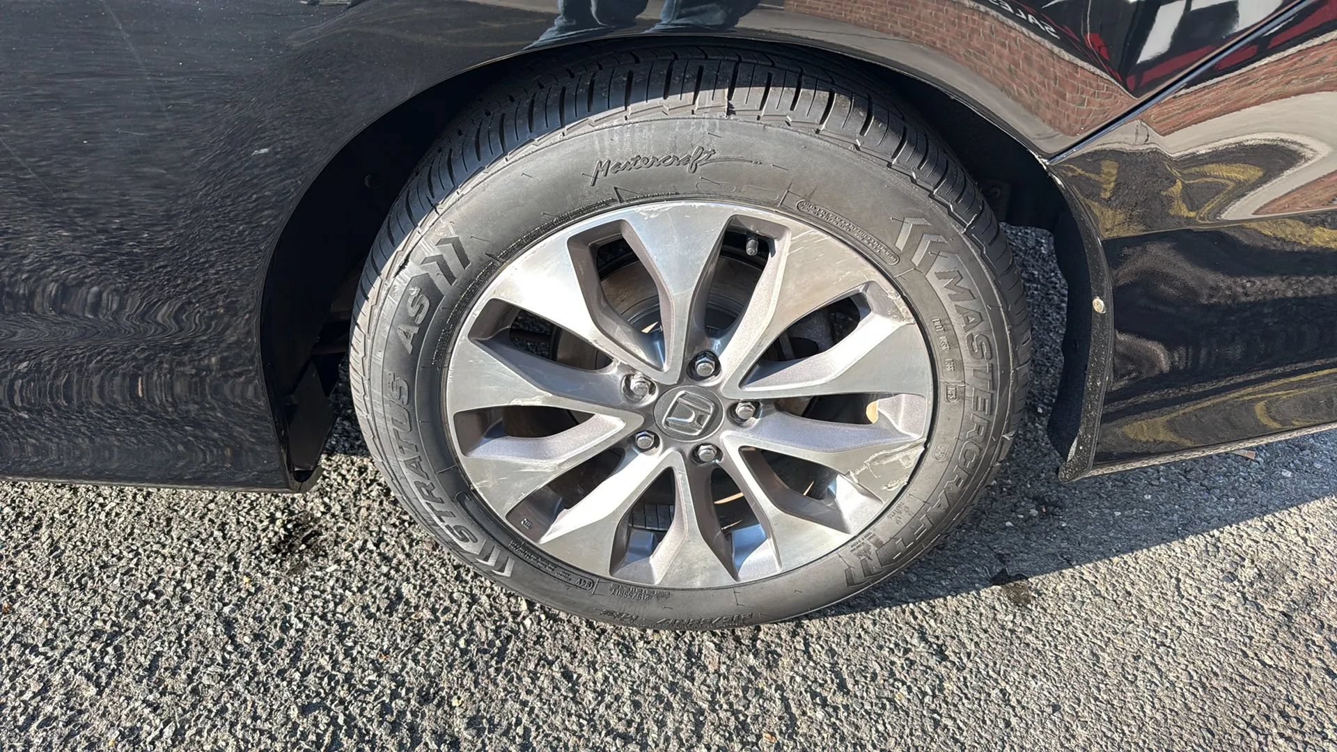 Used 2015 Honda Accord EX-L image 10