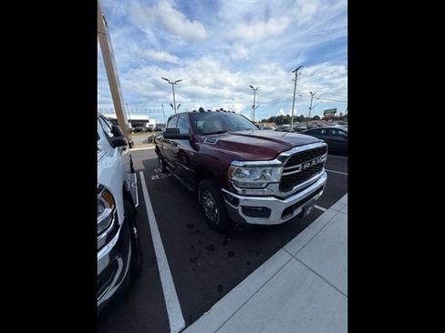 Used 2020 RAM 2500 Tradesman AWD/4WD image 2