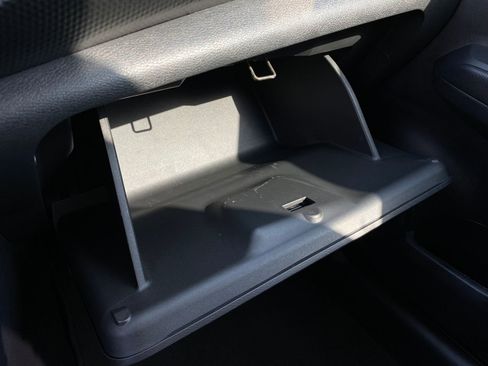 Used 2023 Nissan Kicks SV image 23