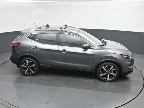 Used 2022 Nissan Rogue Sport SL AWD/4WD image 31