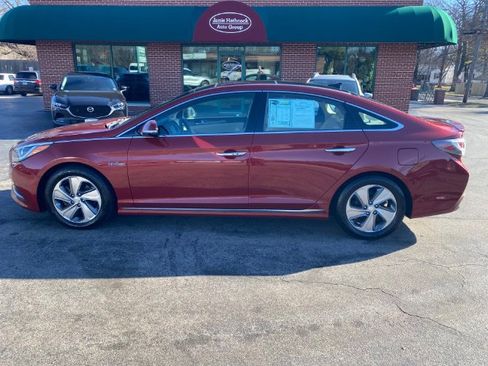 Used 2017 Hyundai Sonata Limited w/ Ultimate Package 02 image 6