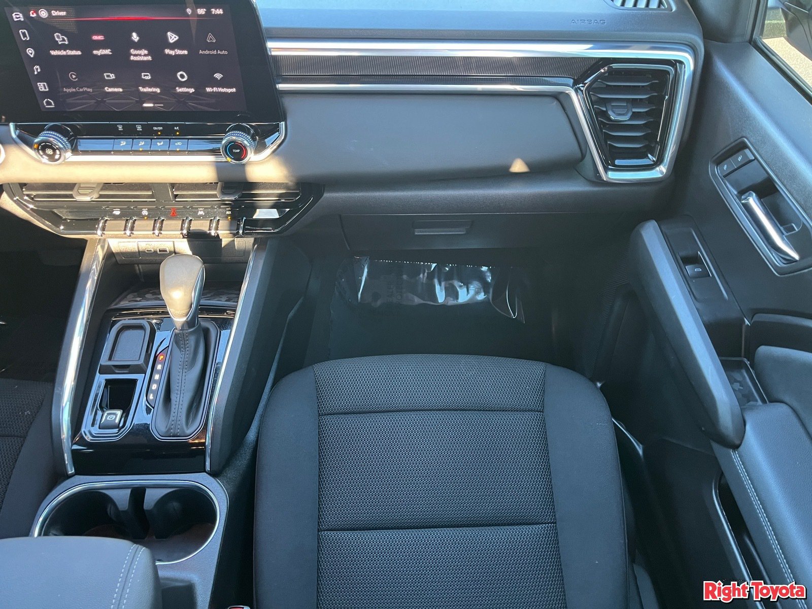 Used 2026 GMC Canyon Elevation RWD image 18