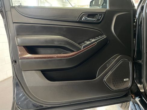 Used 2019 GMC Yukon XL SLT image 24