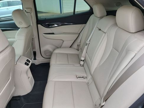 Used 2021 Buick Envision Essence FWD image 13