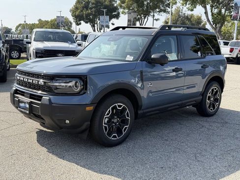 New 2026 Ford Bronco Sport Outer Banks w/ Outer Banks Tech Package+ AWD/4WD image 3