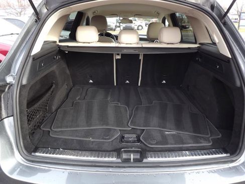 Used 2018 Mercedes-Benz GLC 300 4MATIC image 26