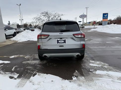 Used 2022 Ford Escape SE w/ Convenience Package image 33