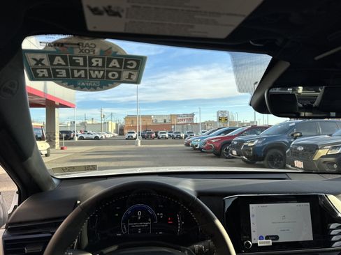 Used 2026 Toyota Camry XLE w/ Convenience Package image 3