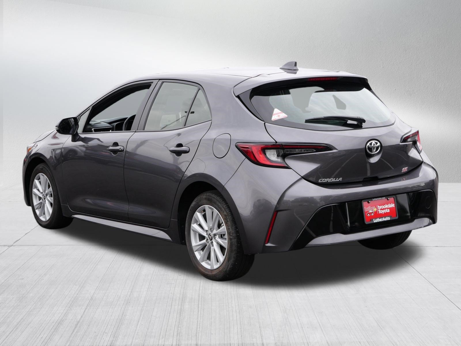 Used 2025 Toyota Corolla SE FWD image 5