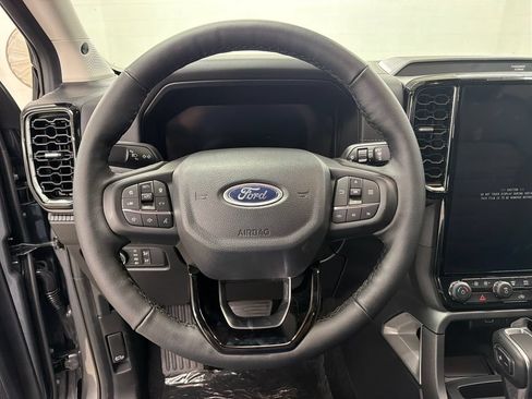 New 2026 Ford Ranger Lariat w/ FX4 Off-Road Package AWD/4WD image 17