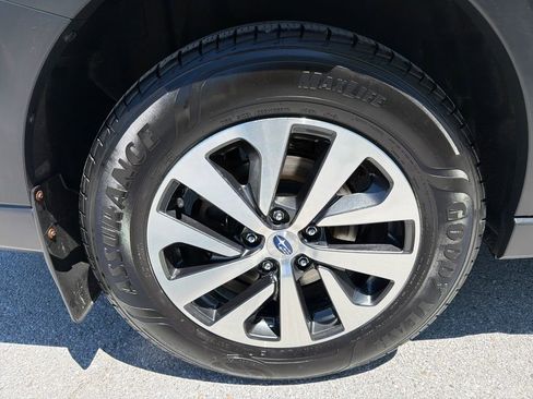 Certified 2024 Subaru Outback Premium AWD/4WD image 15