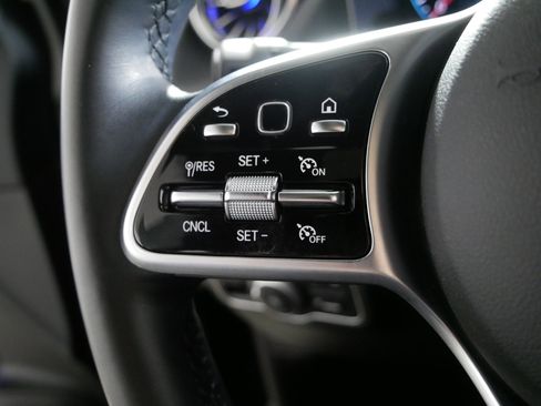 Used 2023 Mercedes-Benz GLA 250 4MATIC image 27