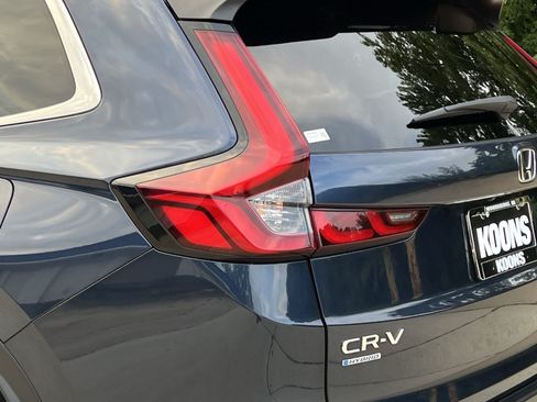 Used 2025 Honda CR-V Sport-L image 14