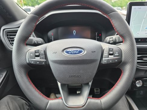 Used 2023 Ford Escape ST-Line w/ Tech Pack #1 AWD/4WD image 14