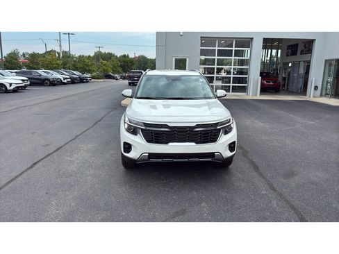 Used 2026 Kia Seltos S AWD/4WD image 2