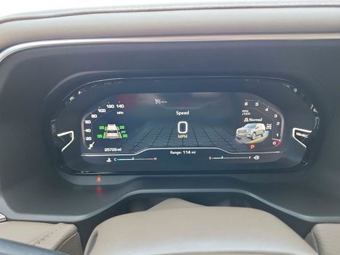 Certified 2024 GMC Yukon XL Denali w/ Max Trailering Package image 25