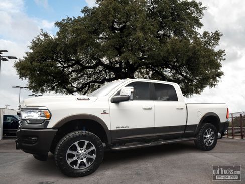 Used 2023 RAM 2500 Limited AWD/4WD image 1