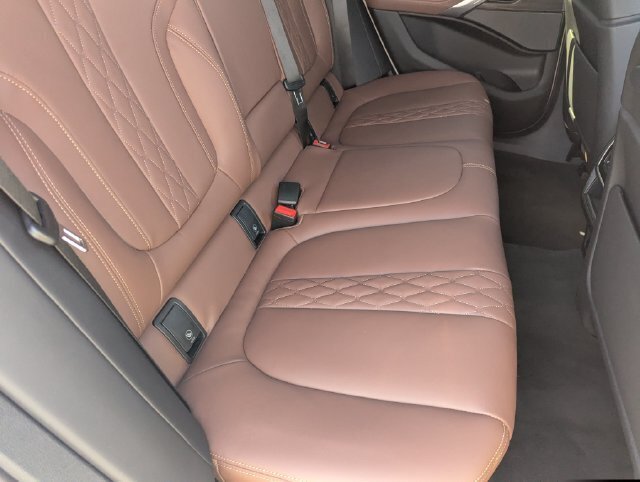 New 2027 BMW X6 xDrive40i AWD/4WD image 14