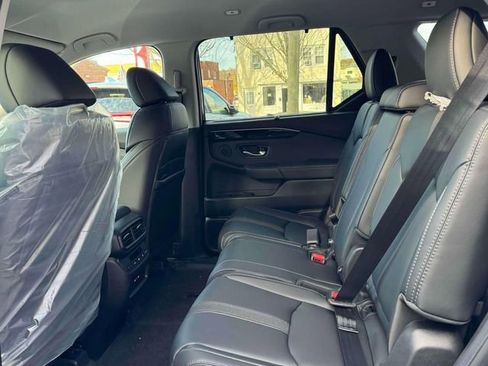New 2025 Honda Pilot EX-L image 37
