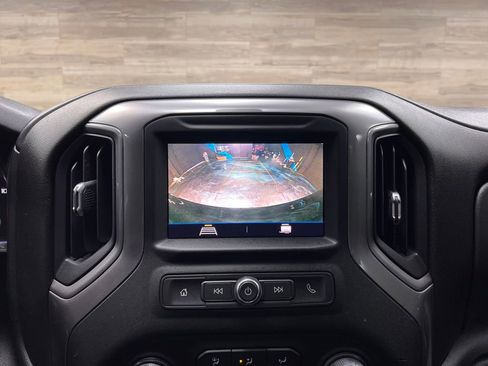 Used 2021 Chevrolet Silverado 1500 Custom Trail Boss AWD/4WD image 13