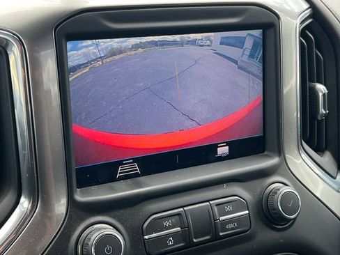 Used 2019 Chevrolet Silverado 1500 LT AWD/4WD image 25