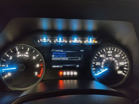 Used 2018 Ford F150 XLT w/ Equipment Group 302A Luxury RWD image 23