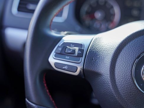 Used 2014 Volkswagen Jetta GLI Autobahn image 19