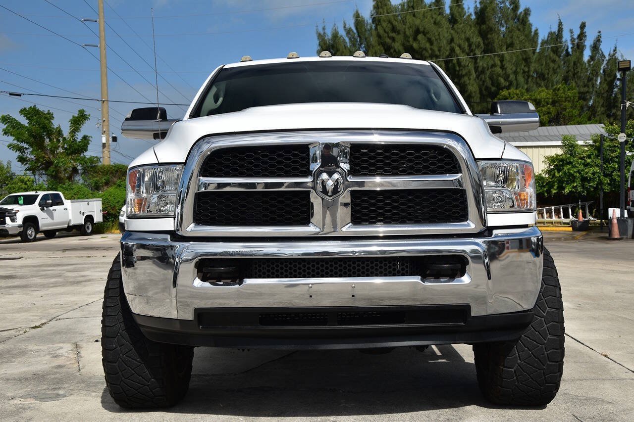 Used 2018 RAM 2500 Tradesman w/ Chrome Appearance Group AWD/4WD image 2