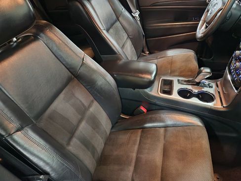 Used 2019 Jeep Grand Cherokee Altitude image 31