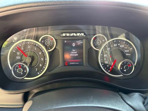 Used 2025 RAM 2500 Big Horn AWD/4WD image 27