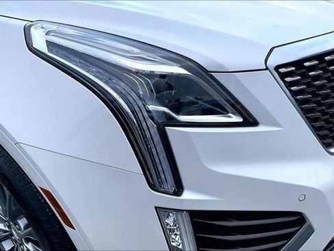 Used 2021 Cadillac XT5 Premium Luxury image 29