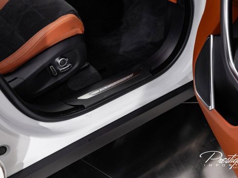 Used 2024 Jaguar F-PACE SVR image 41