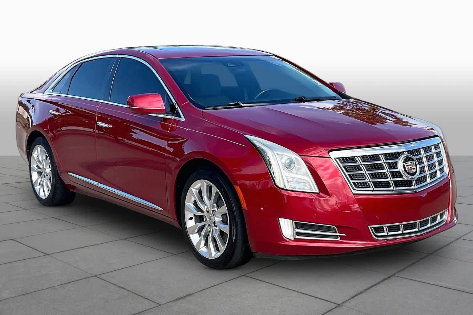 Used 2015 Cadillac XTS Luxury w/ Driver Awareness Package FWD image 3
