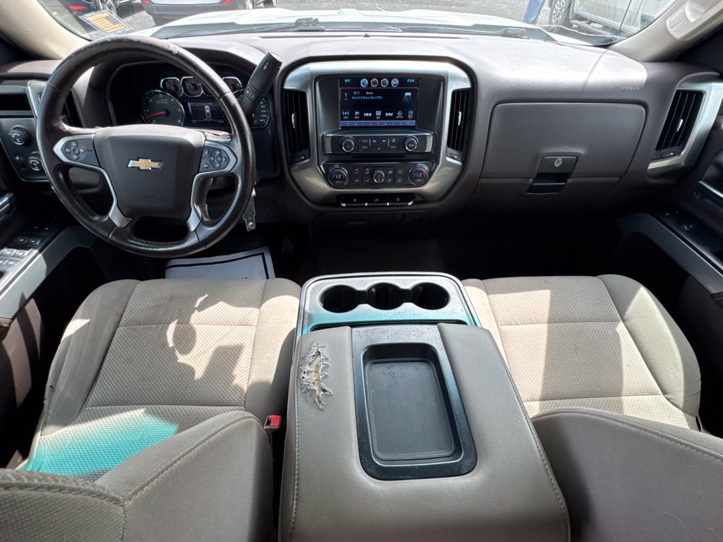 Used 2018 Chevrolet Silverado 1500 LT w/ All Star Edition AWD/4WD image 15