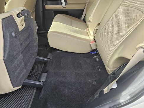 Used 2016 Toyota 4Runner SR5 image 26