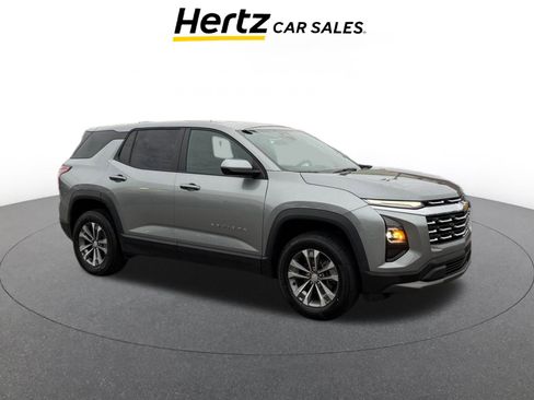 Used 2025 Chevrolet Equinox LT image 1