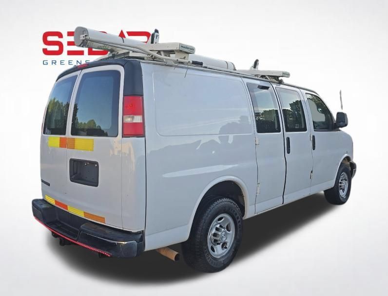 Used 2014 Chevrolet Express 2500 RWD image 7