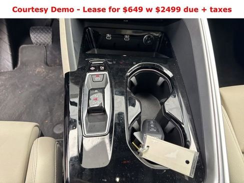 Used 2025 Audi Q5 Prestige image 11