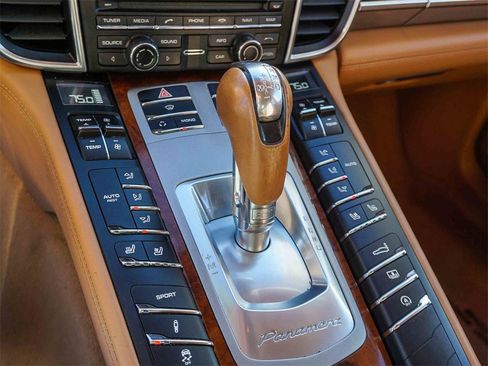 Used 2012 Porsche Panamera S image 22