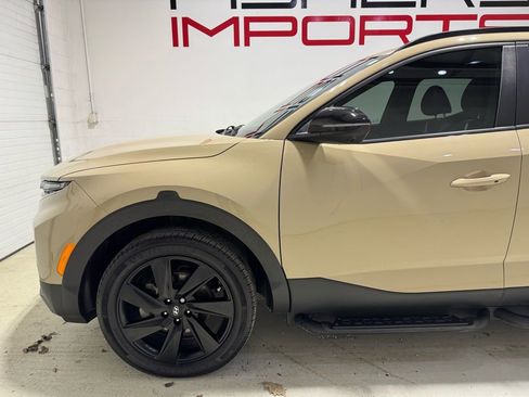 Used 2023 Hyundai Santa Cruz Limited image 7