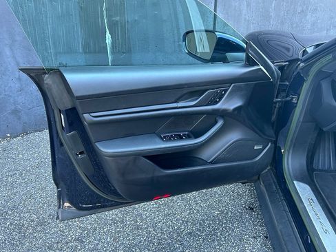 Certified 2022 Porsche Taycan 4S AWD/4WD image 15