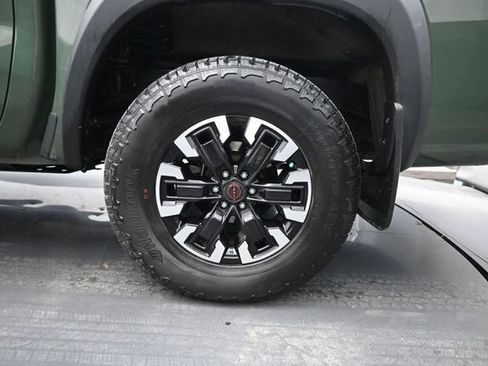 Used 2024 Nissan Frontier PRO-4X w/ Technology Package AWD/4WD image 16