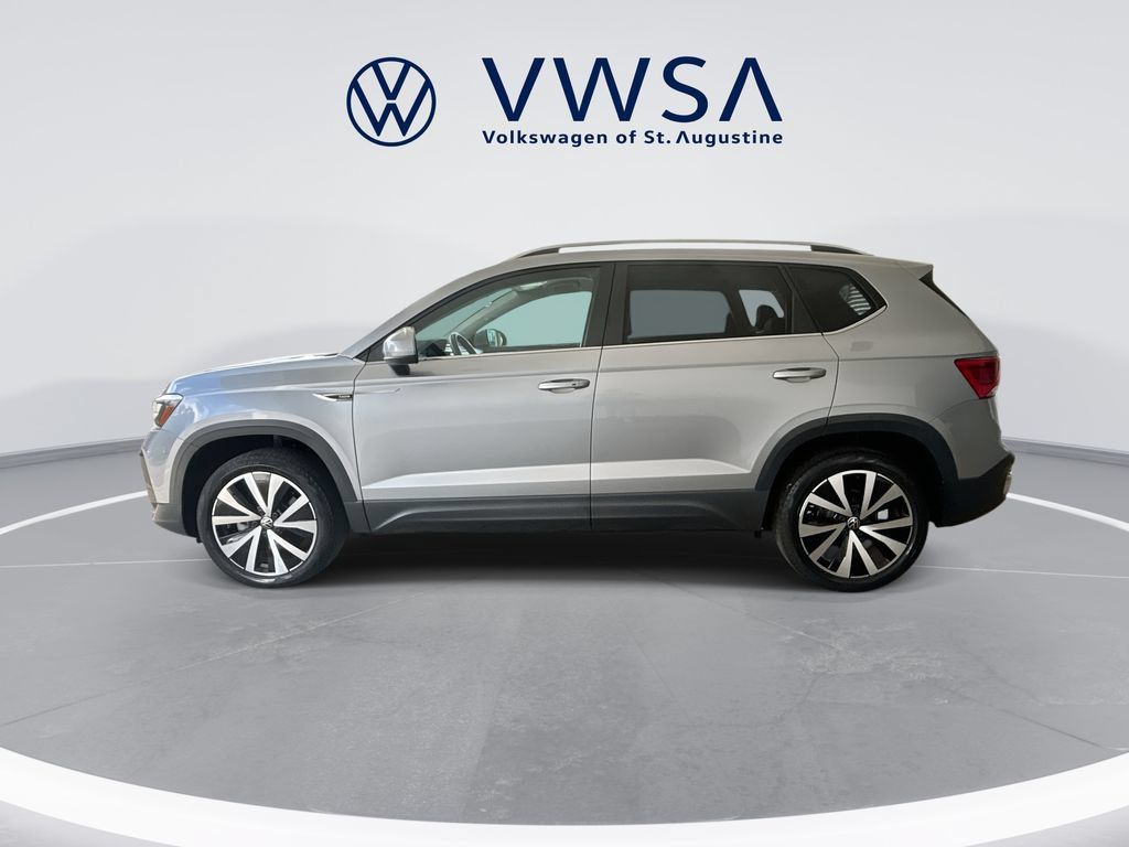 Certified 2023 Volkswagen Taos SE FWD image 4