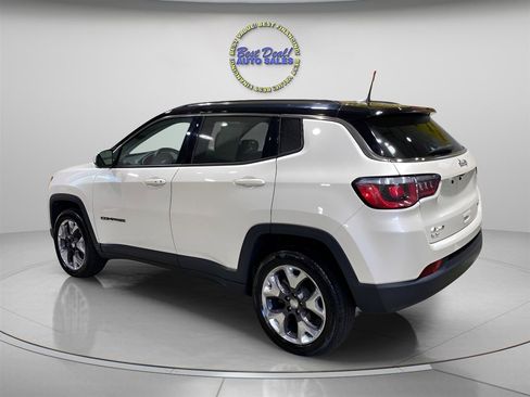 Used 2018 Jeep Compass Limited w/ Navigation Group AWD/4WD image 3