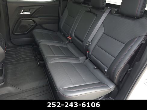 Used 2025 Chevrolet Silverado EV RST image 29