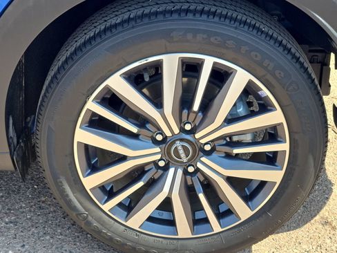 Certified 2023 Nissan Kicks SV FWD image 32