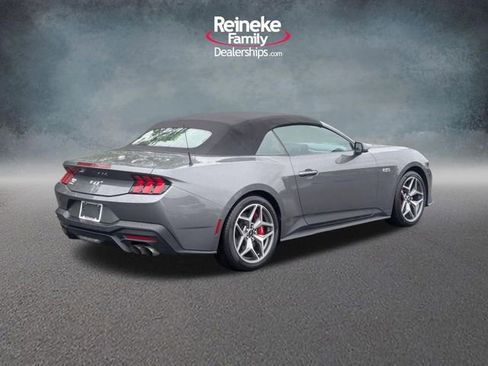 Used 2025 Ford Mustang GT Premium w/ GT Performance Package RWD image 5