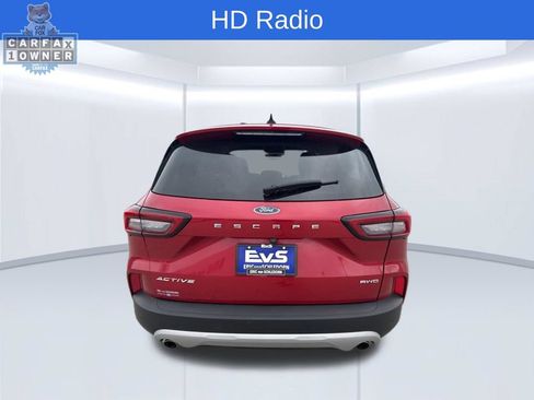 Used 2023 Ford Escape Active w/ Tech Pack #2 AWD/4WD image 4