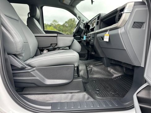 New 2026 Ford F550 4x4 Crew Cab Super Duty w/ XL Chrome Package image 24